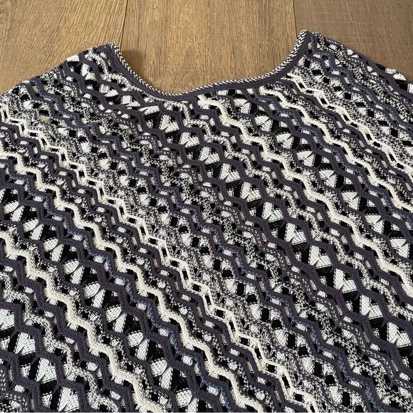 Vintage Zozo Open Knit Poncho Reversible Women's Pullover Sweater (Size S/M) - Picture 10 of 12